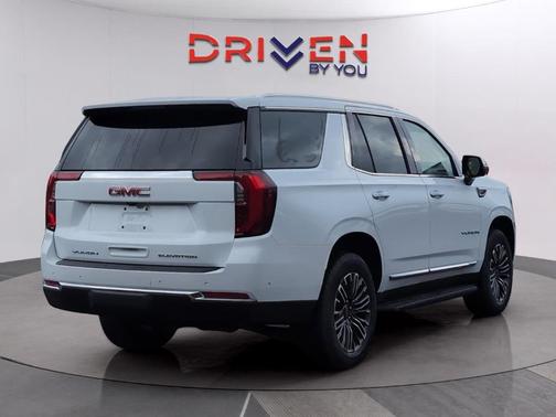 Summit White 2026 GMC Yukon Elevation