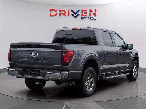 Carbonized Gray 2024 Ford F-150 XLT