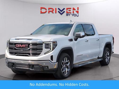 White Frost Tri-Coat 2022 GMC Sierra 1500 SLT