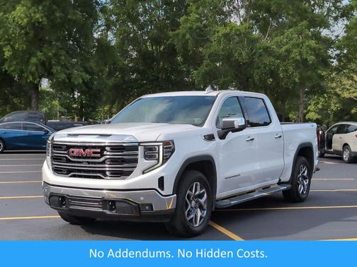 White Frost Tri-Coat 2022 GMC Sierra 1500 SLT