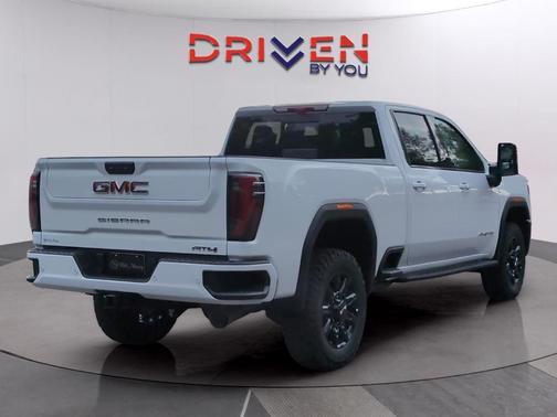 2026 GMC Sierra 2500 AT4