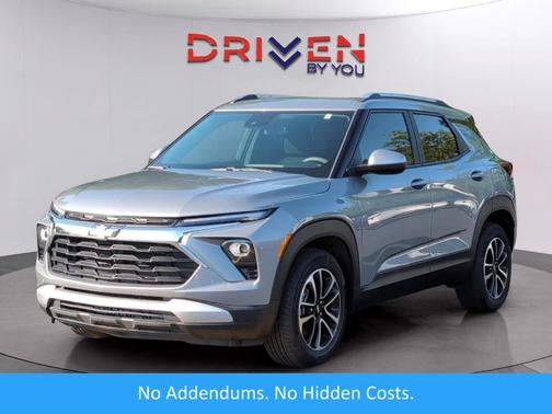 Sterling Gray Metallic 2025 Chevrolet Trailblazer LT