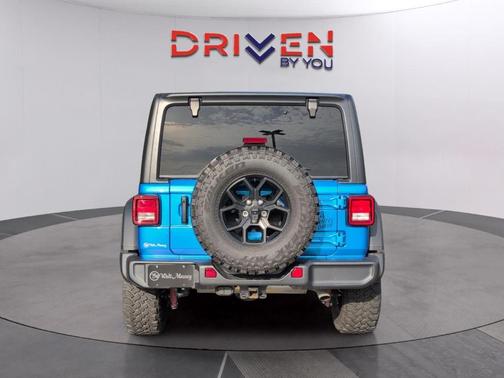 Hydro Blue Pearlcoat 2025 Jeep Wrangler Sport