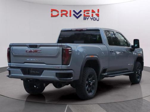 2026 GMC Sierra 2500 AT4