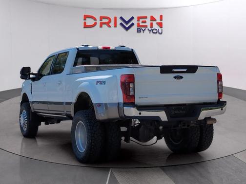 2022 Ford F-350 Lariat Super Duty