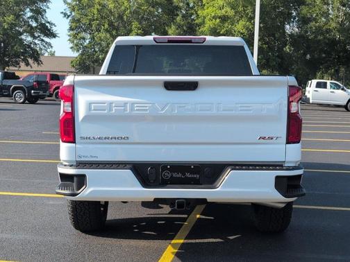 Summit White 2026 Chevrolet Silverado 1500 RST