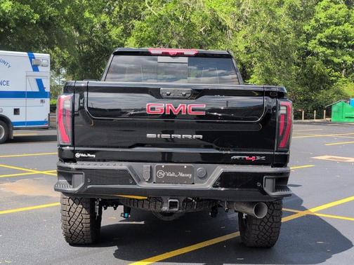 Onyx Black 2026 GMC Sierra 2500 AT4X