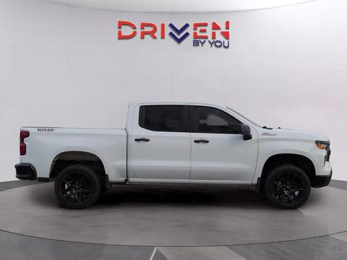 2023 Chevrolet Silverado 1500 Custom Trail Boss