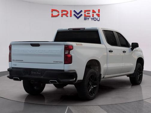 2023 Chevrolet Silverado 1500 Custom Trail Boss