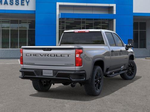 2026 Chevrolet Silverado 2500 Custom
