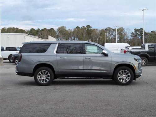 Sterling Gray Metallic 2026 Chevrolet Suburban Premier