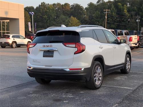 2023 GMC Terrain SLT