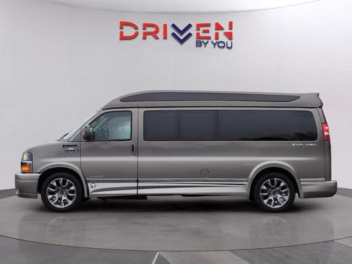 2022 Chevrolet Express 2500 Work Van