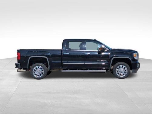 2016 GMC Sierra 2500 Denali