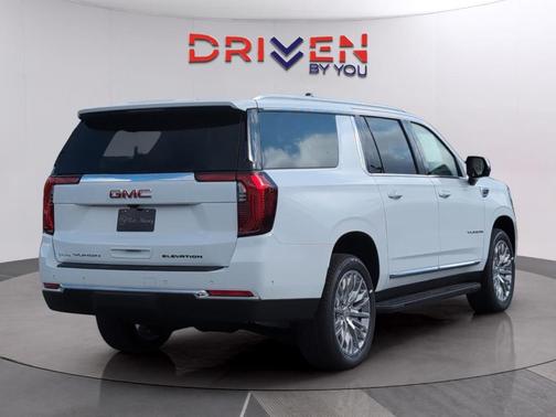 2026 GMC Yukon XL Elevation