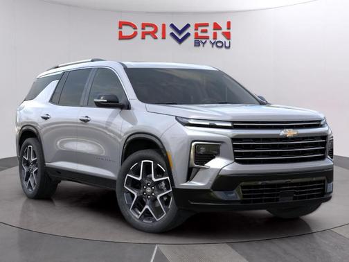 Sterling Gray Metallic 2026 Chevrolet Traverse High Country