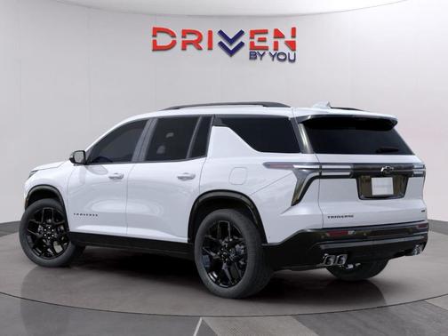 Polar White 2026 Chevrolet Traverse RS