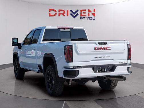 2026 GMC Sierra 2500 AT4