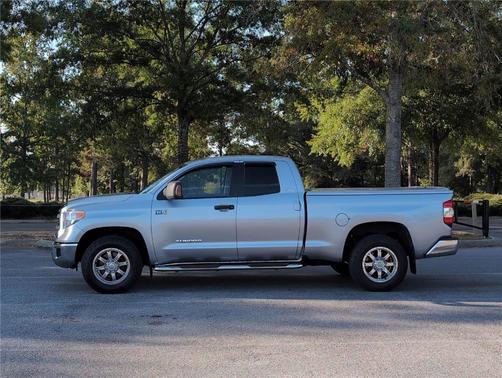 2014 Toyota Tundra SR5
