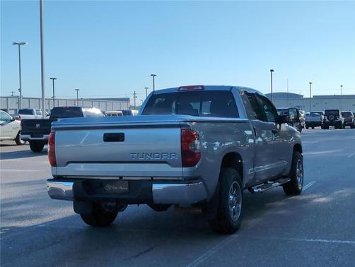 2014 Toyota Tundra SR5