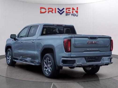 Sterling 2024 GMC Sierra 1500 SLT