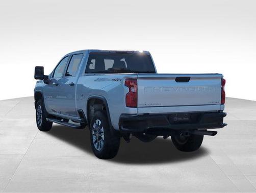 2022 Chevrolet Silverado 2500 Custom