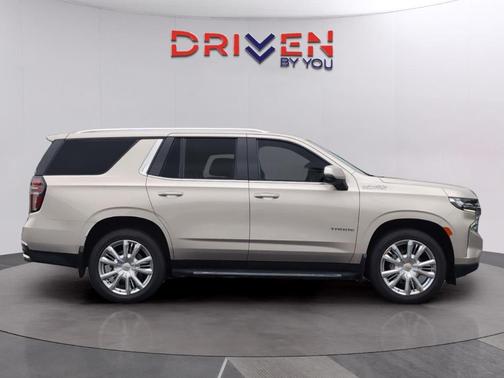 Empire Beige Metallic 2021 Chevrolet Tahoe High Country