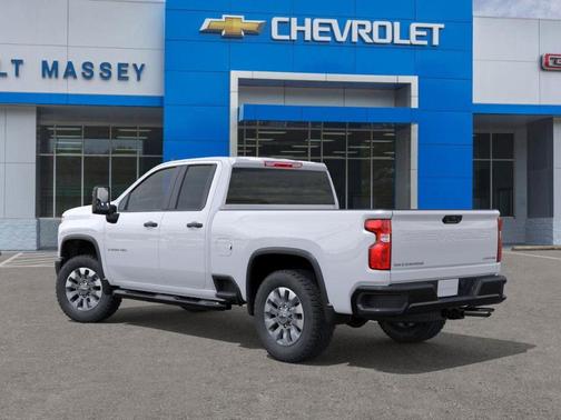 2026 Chevrolet Silverado 2500 Custom