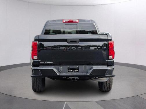 Black 2026 Chevrolet Colorado Z71