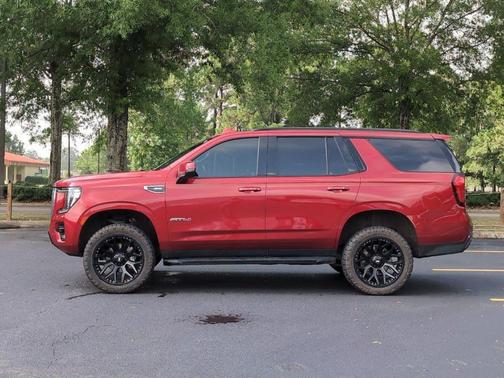 2023 GMC Yukon AT4