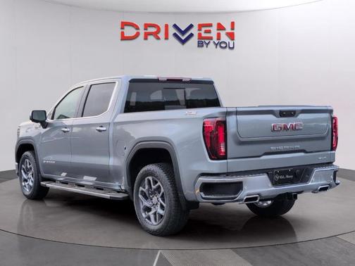 Sterling 2026 GMC Sierra 1500 SLT