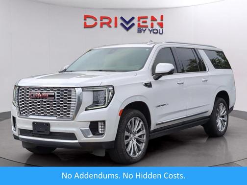 White Frost Tri-Coat 2022 GMC Yukon XL Denali
