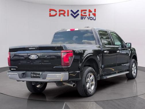 Agate Black 2024 Ford F-150 XLT