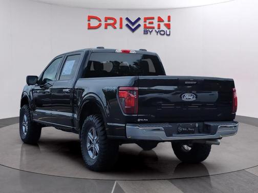 Agate Black 2024 Ford F-150 XLT