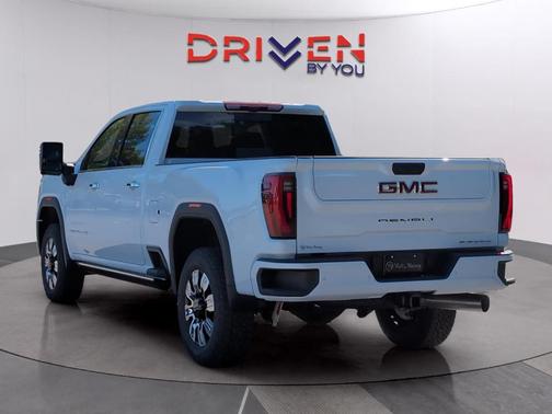 2026 GMC Sierra 2500 Denali