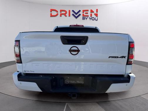 2024 Nissan Frontier PRO-4X