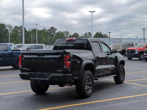 Black 2024 Chevrolet Colorado ZR2