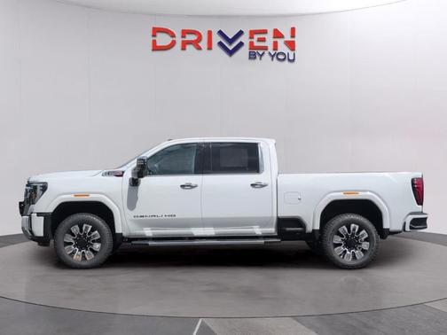 Summit White 2026 GMC Sierra 2500 Denali