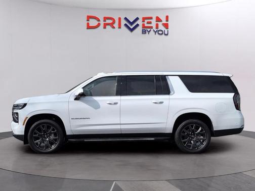 2026 Chevrolet Suburban LT