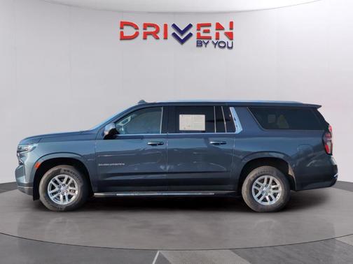 2021 Chevrolet Suburban LT