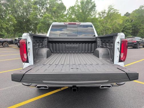 Glacier White 2026 GMC Sierra 1500 SLT