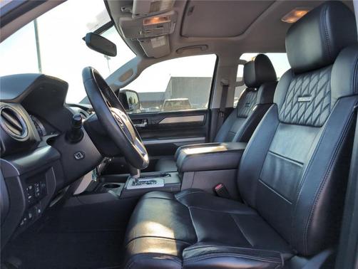 2017 Toyota Tundra Platinum