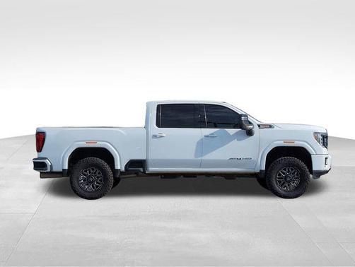 2023 GMC Sierra 2500 AT4