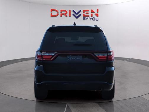 DB Black Clearcoat 2023 Dodge Durango GT