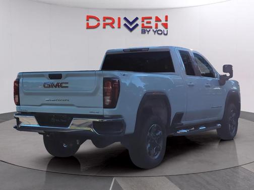 2026 GMC Sierra 2500 SLE