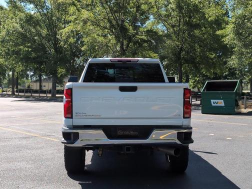 Summit White 2024 Chevrolet Silverado 2500 LTZ