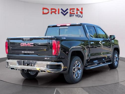 Onyx Black 2026 GMC Sierra 1500 SLT