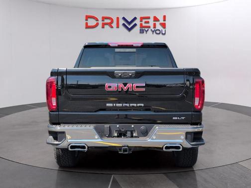 Onyx Black 2026 GMC Sierra 1500 SLT