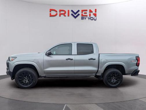 Sterling Gray Metallic 2026 Chevrolet Colorado WT