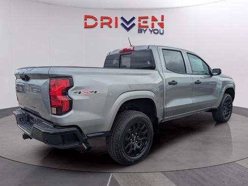 Sterling Gray Metallic 2026 Chevrolet Colorado WT